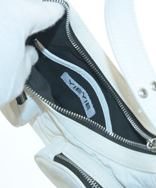 YIEYIE กระเป๋าถือ