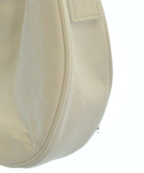 YIEYIE กระเป๋าถือ