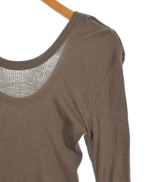 HAKUI เสื้อยืด/เสื้อท็อปส์