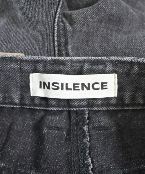IN SILENCE ยีนส์