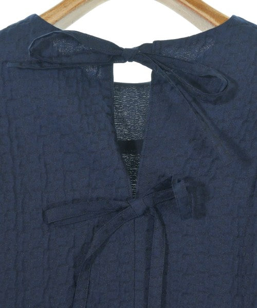 Maglie le cassetto เสื้อสตรี