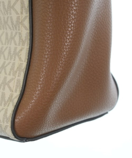 MICHAEL KORS กระเป๋าสะพาย