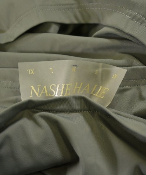 NASHE HALLIE เสื้อยืด/เสื้อท็อปส์