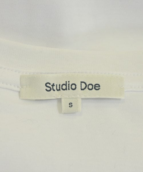 STUDIO DOE เสื้อยืด/เสื้อท็อปส์