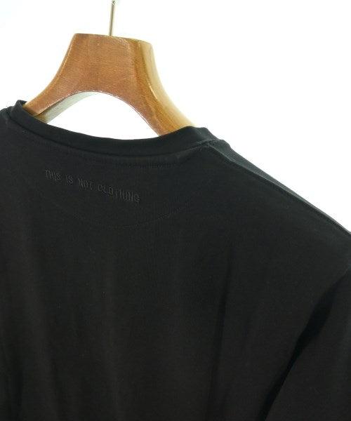 THIS IS NOT CLOTHING เสื้อยืด/เสื้อท็อปส์