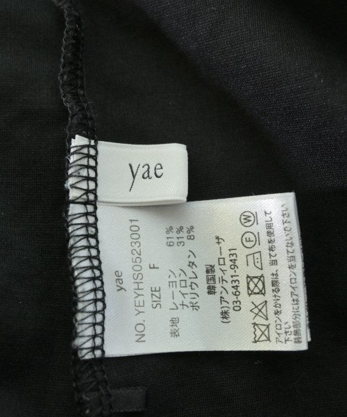 yae เสื้อยืด/เสื้อท็อปส์