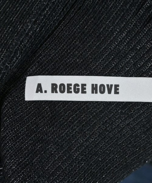 A. ROEGE HOVE เสื้อกันหนาว