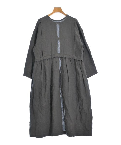 Alaris ชุดเดรส