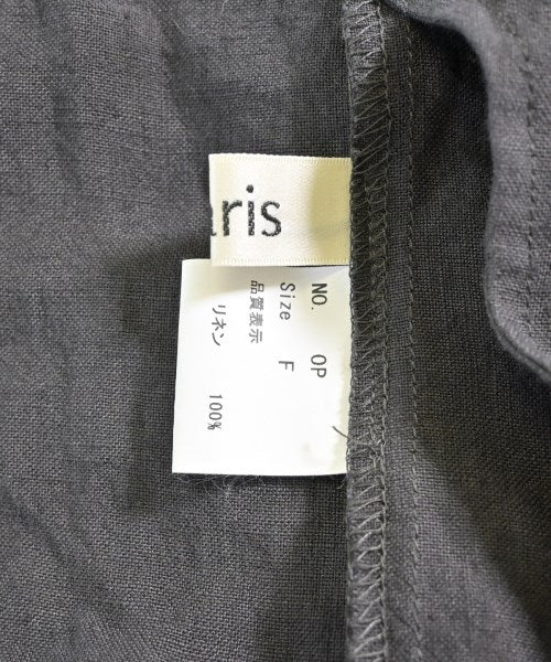 Alaris ชุดเดรส