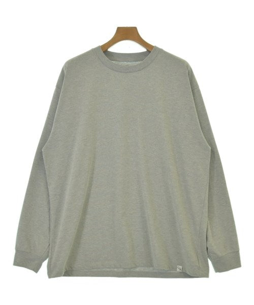 CGS. เสื้อยืด/เสื้อท็อปส์