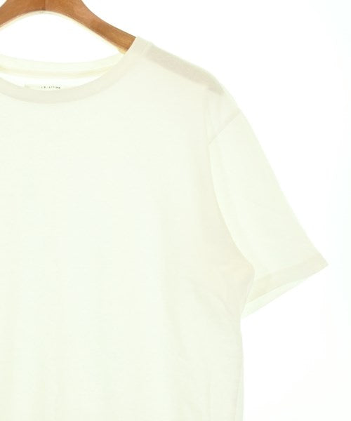 J.B. ATTIRE เสื้อยืด/เสื้อท็อปส์