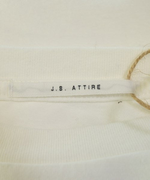 J.B. ATTIRE เสื้อยืด/เสื้อท็อปส์