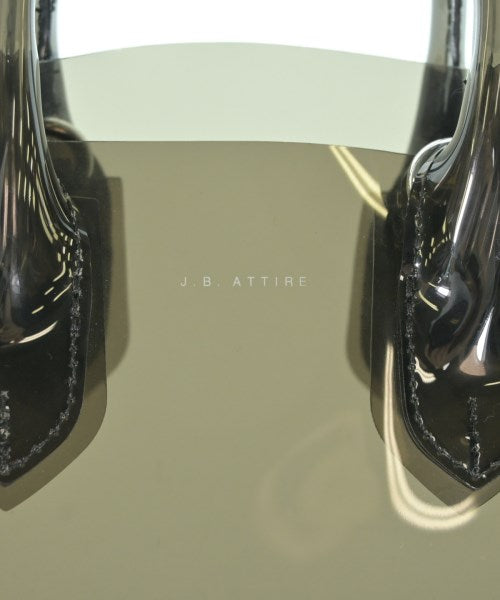 J.B. ATTIRE กระเป๋าถือ