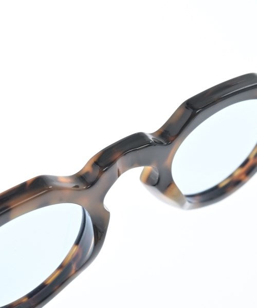 Lesca แว่นตา