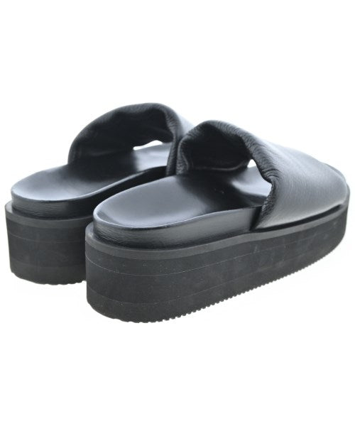 NERD MIND รองเท้าแตะ