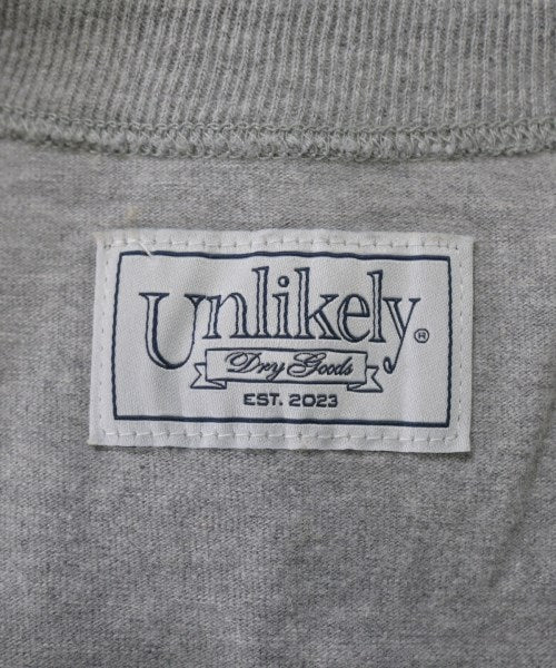 Unlikely เสื้อยืด/เสื้อท็อปส์