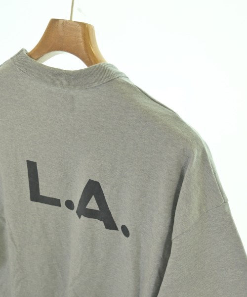 Unlikely เสื้อยืด/เสื้อท็อปส์