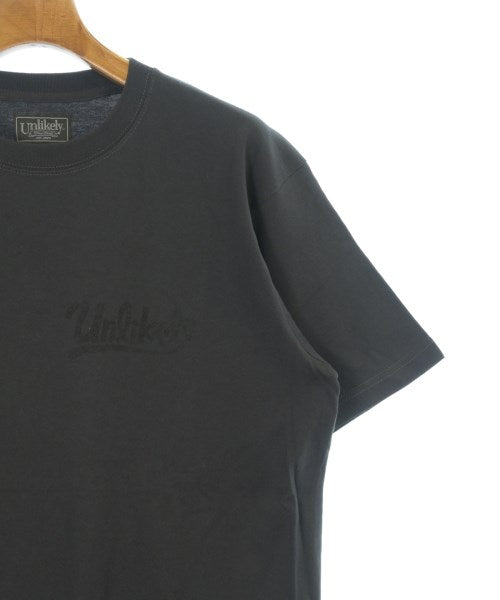 Unlikely เสื้อยืด/เสื้อท็อปส์