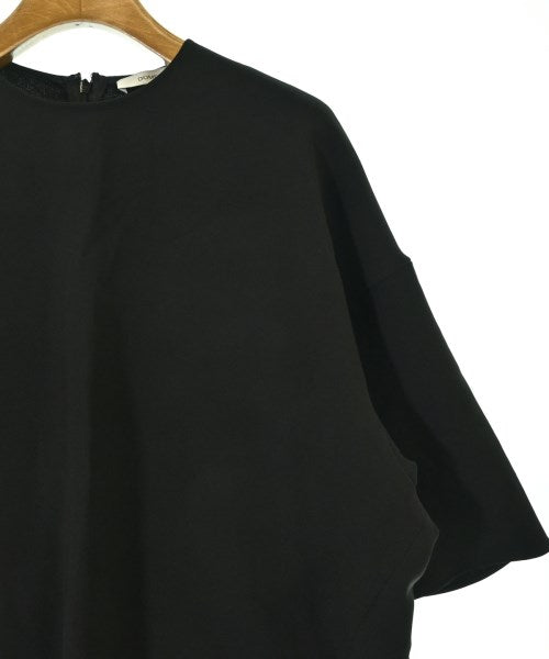 DOMELLE เสื้อสตรี