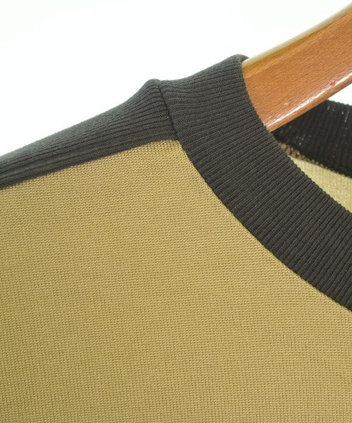 IOOOS THOUSANDS เสื้อยืด/เสื้อท็อปส์