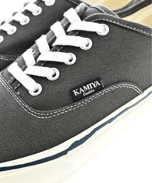 KAMIYA รองเท้าผ้าใบ
