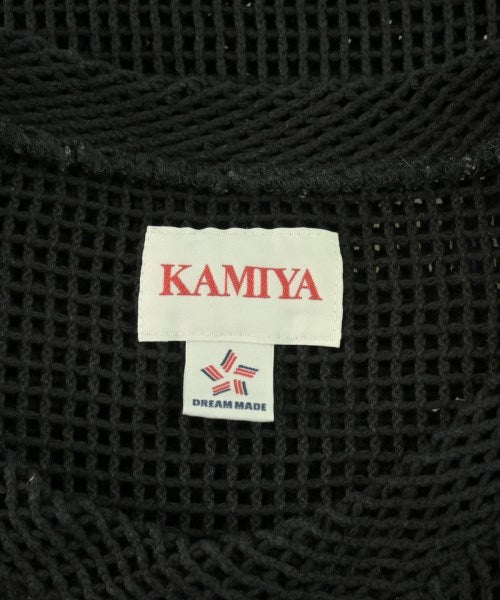 KAMIYA เสื้อยืด/เสื้อท็อปส์
