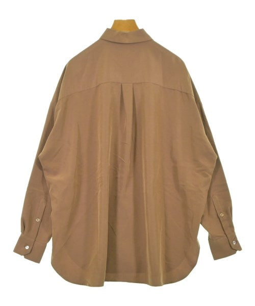 LARUTA เสื้อลำลอง