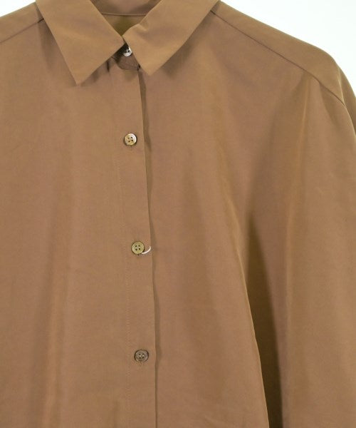 LARUTA เสื้อลำลอง