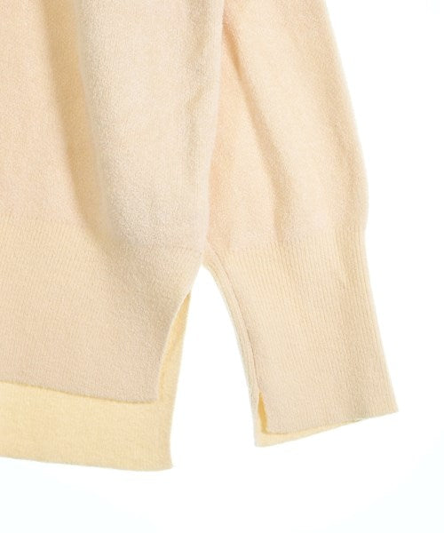 LARUTA เสื้อกันหนาว