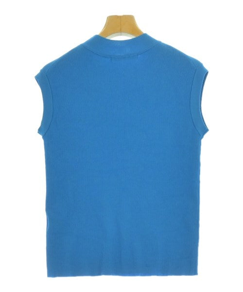 LARUTA เสื้อแขนกุด