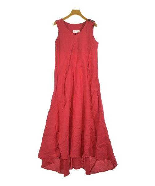 LEQUIO ชุดเดรส