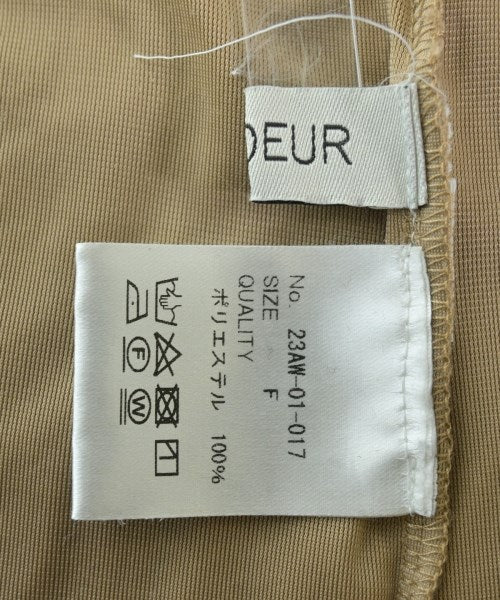 LIENCOEUR เสื้อยืด/เสื้อท็อปส์
