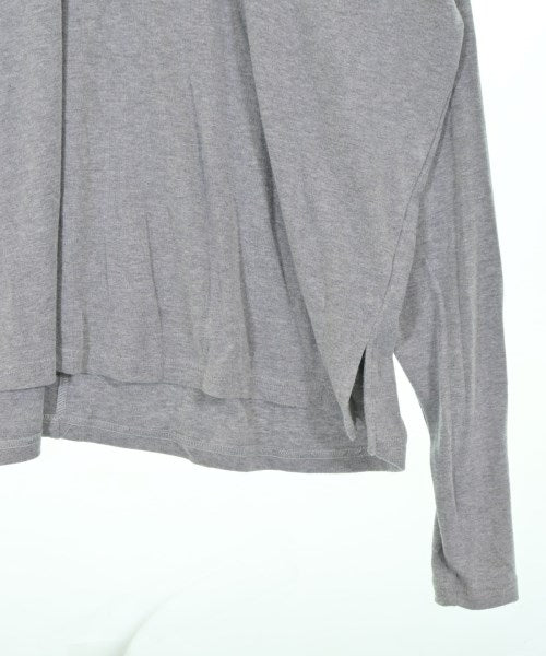 Noia เสื้อยืด/เสื้อท็อปส์