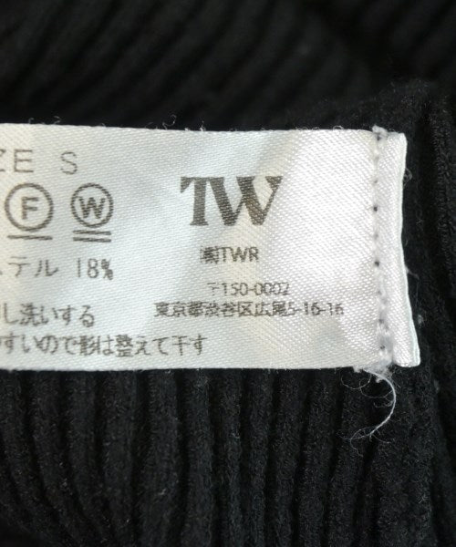 TW เสื้อกันหนาว