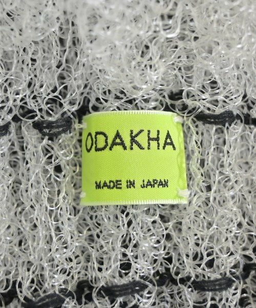 ODAKHA เสื้อกันหนาว