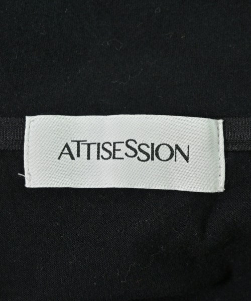 ATTISESSION เสื้อยืด/เสื้อท็อปส์