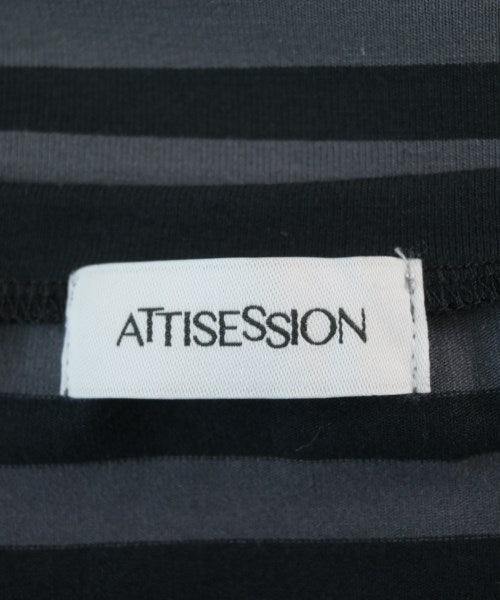 ATTISESSION เสื้อยืด/เสื้อท็อปส์