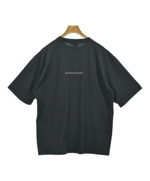 ROGER EGGER เสื้อยืด/เสื้อท็อปส์