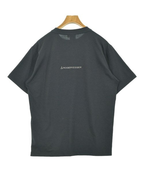 ROGER EGGER เสื้อยืด/เสื้อท็อปส์