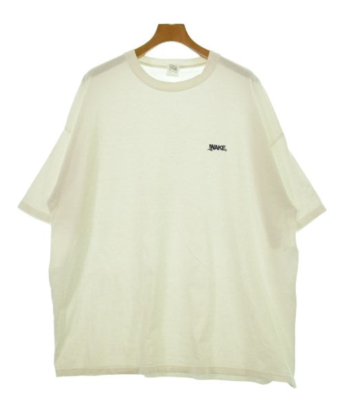 WAKE เสื้อยืด/เสื้อท็อปส์