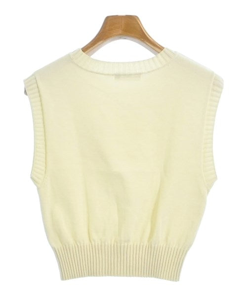 AKIO เสื้อกั๊ก