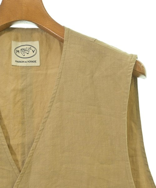 MAISON et VOYAGE เสื้อลำลอง