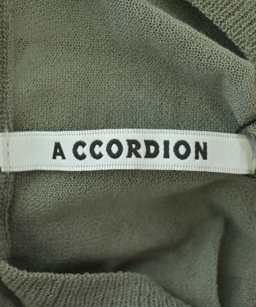 A CCORDION เสื้อกันหนาว