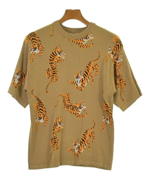 B omnivore เสื้อยืด/เสื้อท็อปส์