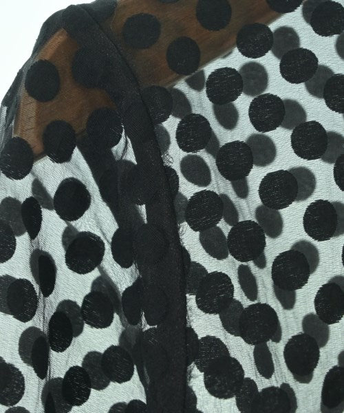 j. เสื้อสตรี