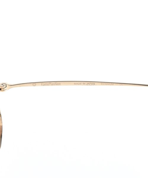 KameManNen แว่นตา