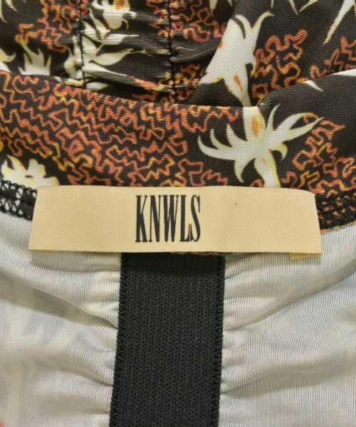 KNWLS เสื้อสายเดี่ยว