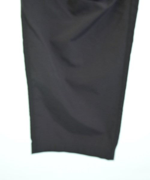 Mops. กางเกง อื่น