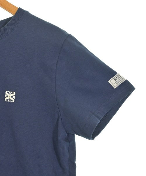 SATUR เสื้อยืด/เสื้อท็อปส์