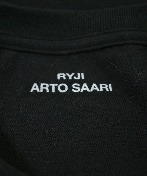 UNDER R เสื้อยืด/เสื้อท็อปส์